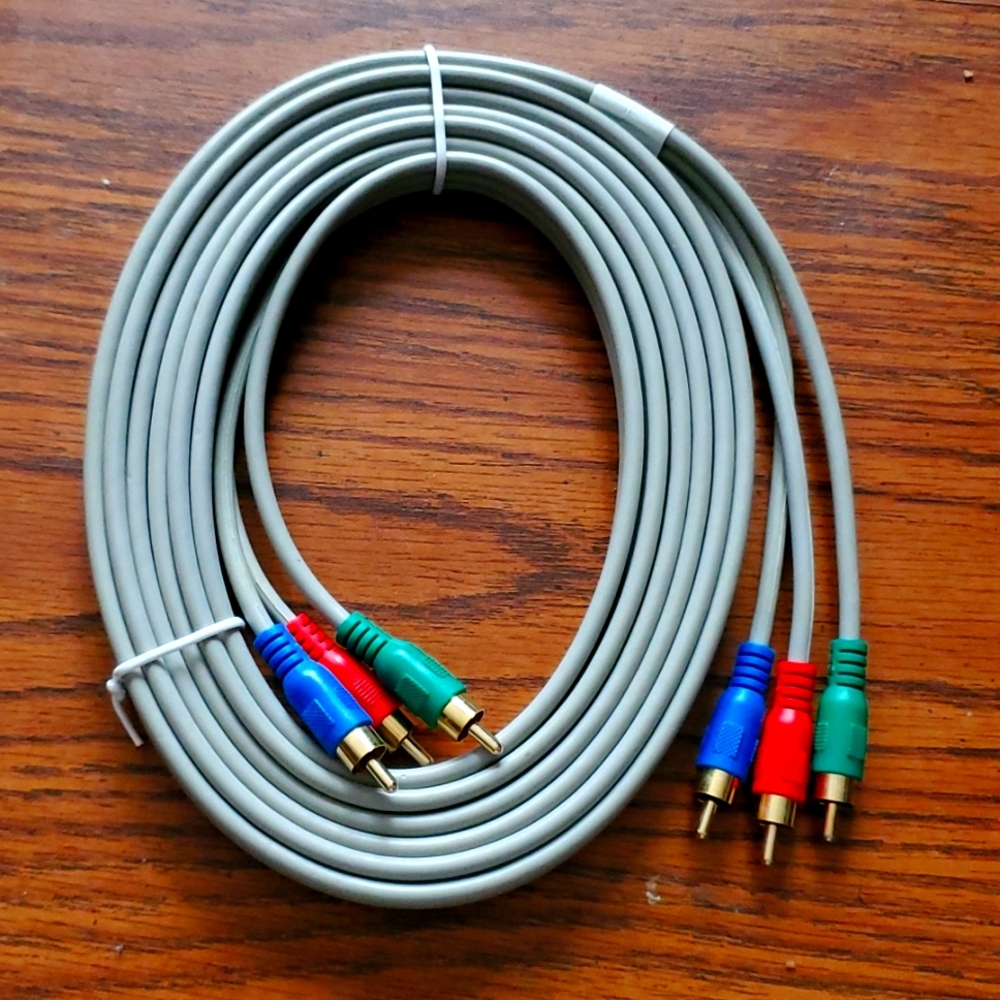 COMPONENT VIDEO CABLES